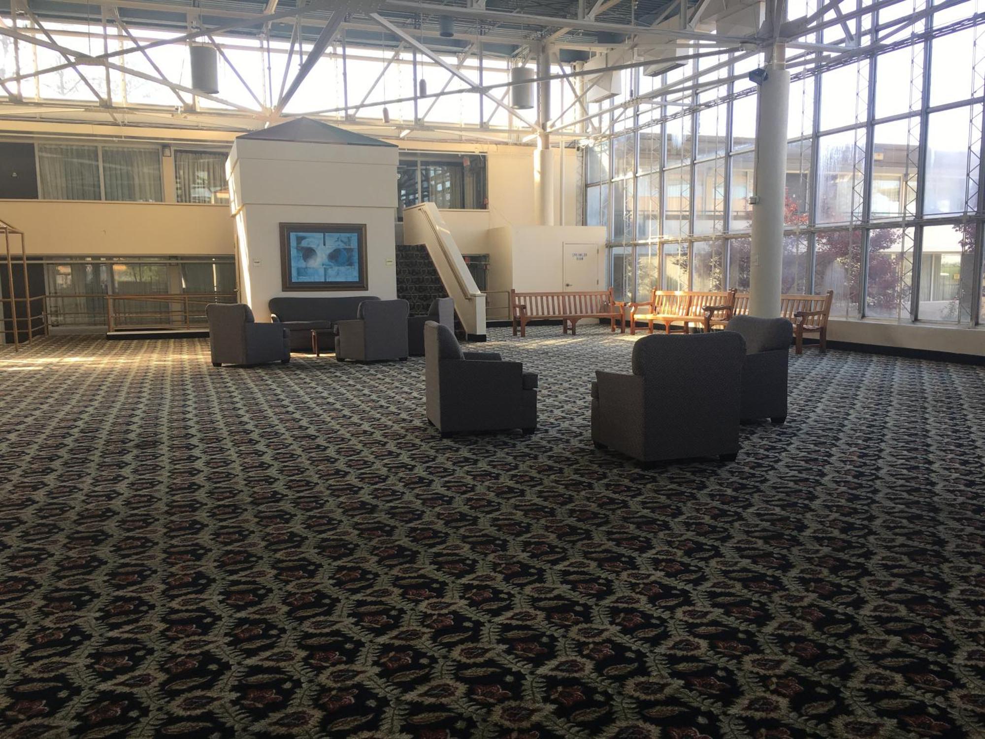 Days Inn By Wyndham Montgomery Near Aum Екстер'єр фото